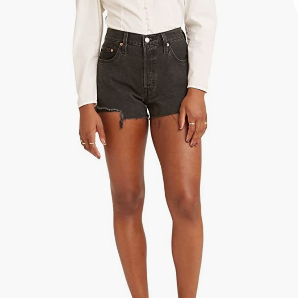 Levi's Women's 501 Original Denim Shorts in Lunar Black